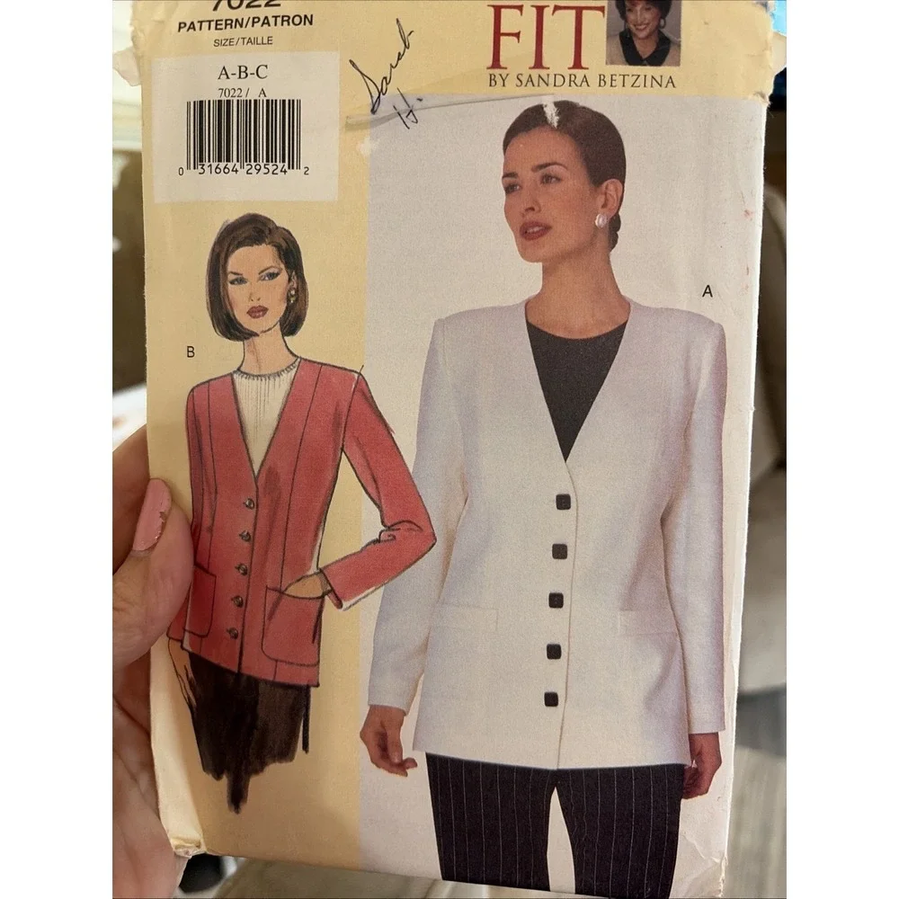 Vogue 7022 Today’s Fit Sandra Betzina Jacket Sewing Pattern Uncut Size ABC 1999